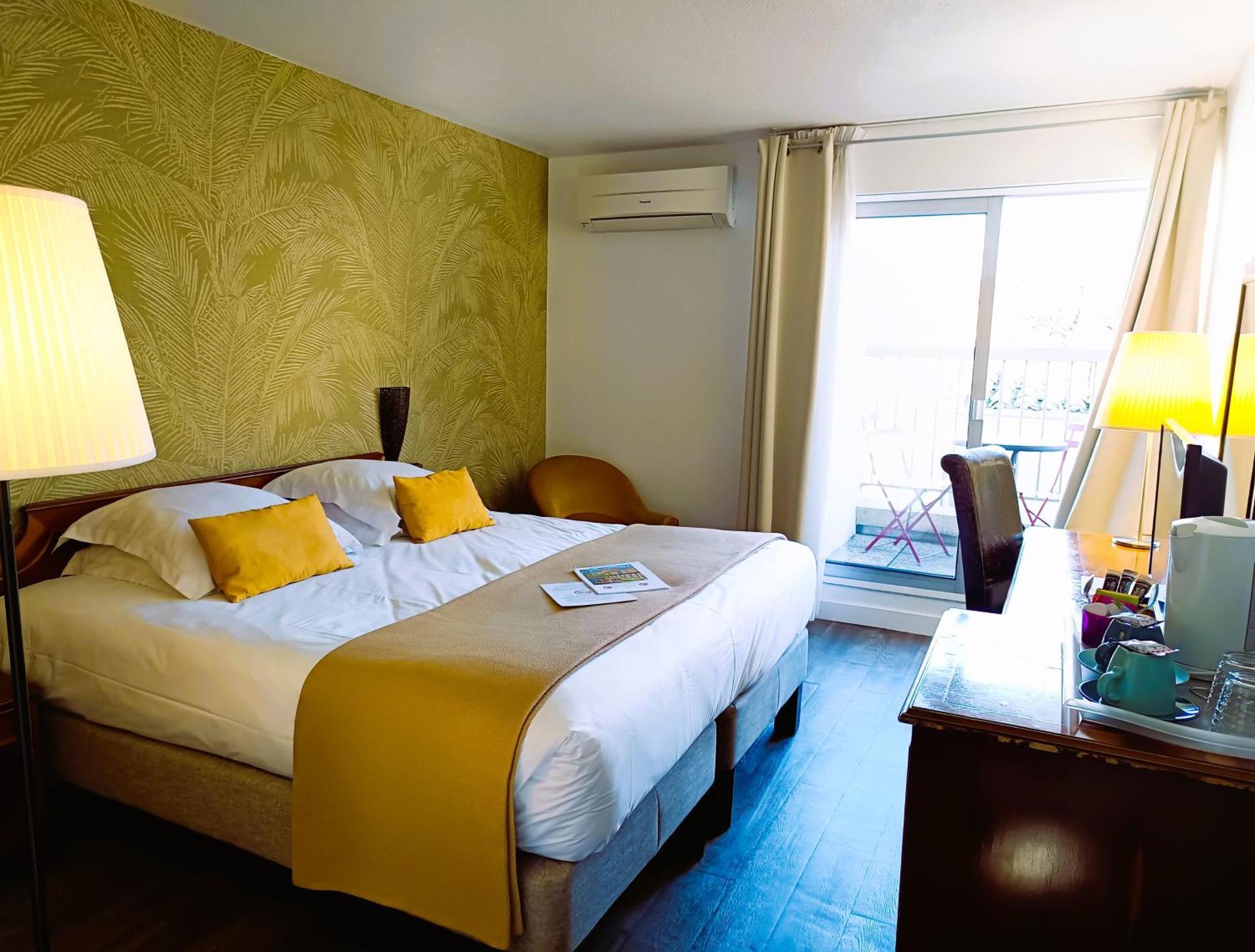Hotel Des Tuileries Нім Екстер'єр фото