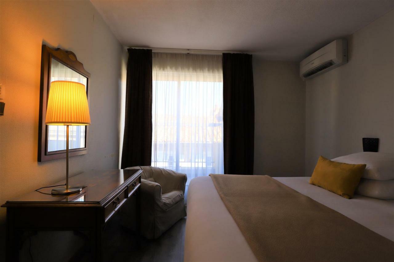 Hotel Des Tuileries Нім Екстер'єр фото